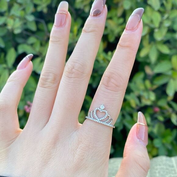 Stunning 925 Sterling Silver Princess Ring - Picture 1 of 8